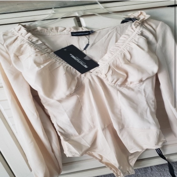 Top - Picture 2 of 2